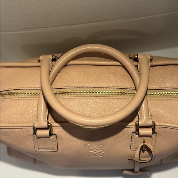 Loewe Amazona Bag Light Pink Authenticity Guaranteed - Picture 9 of 16